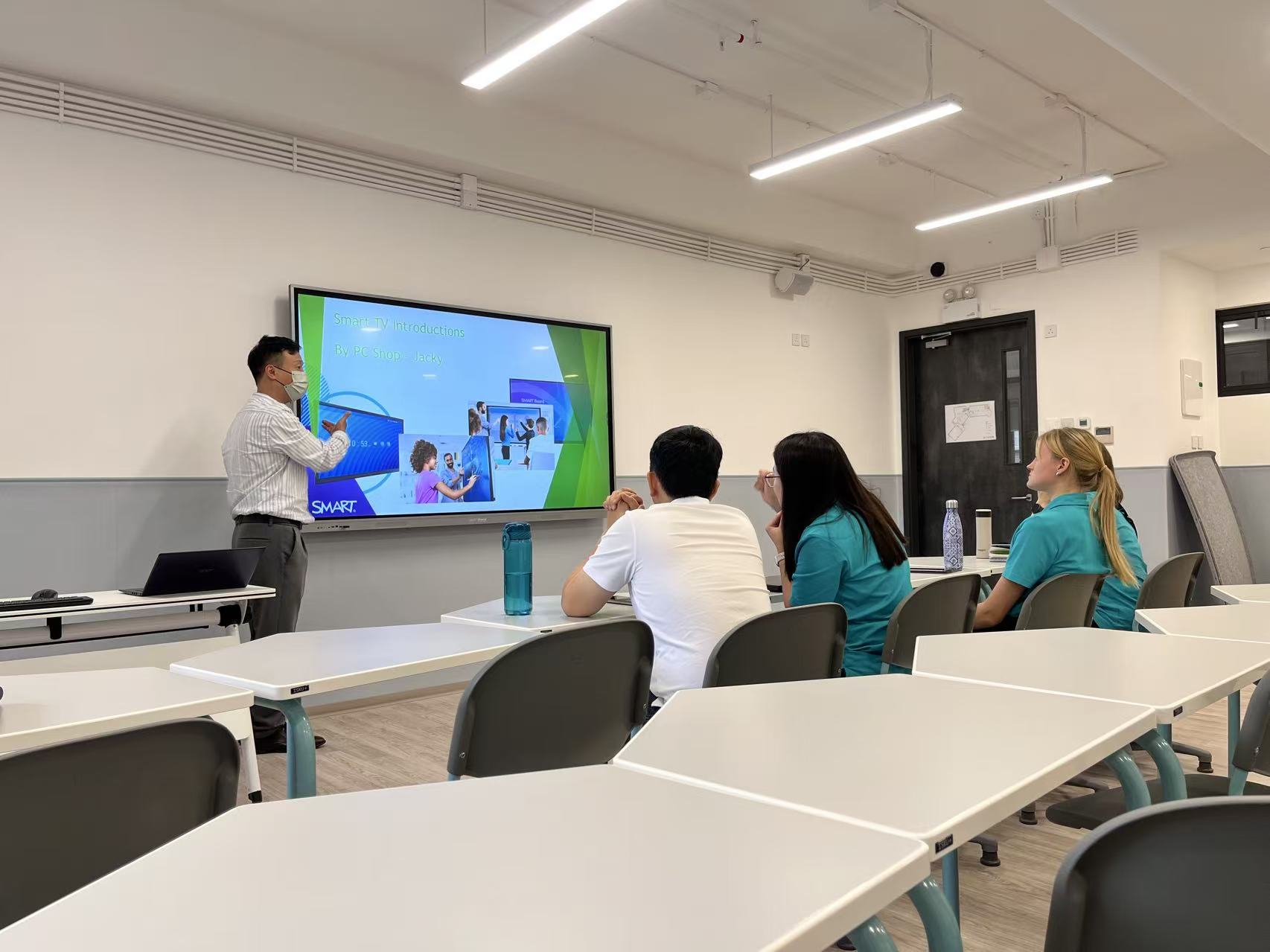 SMARTBoard 安裝場景 11
