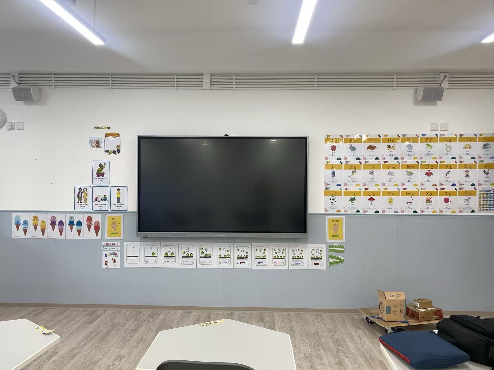 SMARTBoard 安裝場景 17
